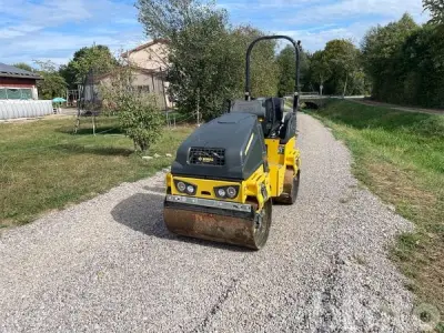 Tandem-Vibrationswalze Bomag BW 100AD-5 (2024) – kavel bij Blinto, Rheinau