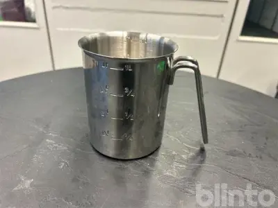 Messbecher "Edelstahl" – kavel bij Blinto, Köln