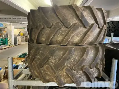 2x Forst Räder Nokian TR Multiplus 500/65R28 mit Fendt-Felge Rot – kavel bij Blinto, Lößnitz