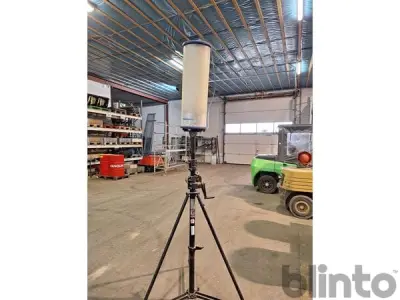 Flutlichtleuchte Elektron Berlin 3,8M 8x55W (2014) – kavel bij Blinto, Bornhöved
