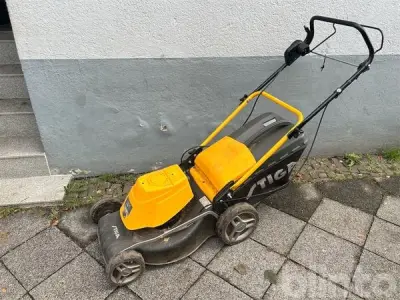 Elektro-Rasenmäher STIGA Combi 48 ES (2016) – kavel bij Blinto, Remscheid