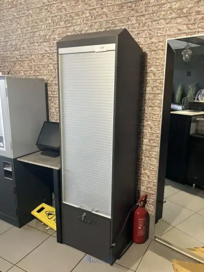 Formica kast – kavel bij VH Auctions