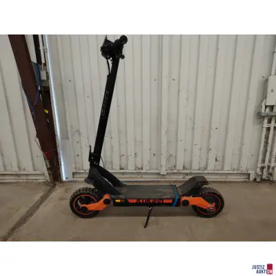 E-Roller KuKurin G3 – kavel bij Justiz-Auktion, Dresden
