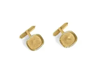 Paire de boutons de manchette en or jaune 18k (750°/°°) Poids brut: 13,6 g – kavel bij Galerie Moderne, Elsene (Brussel)