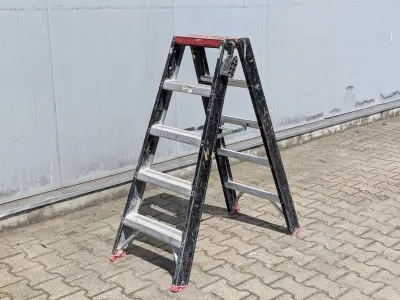 Werktrap, Altrex, 2x 4 treeds met bordes – kavel bij Onlineveilingmeester, Groningen