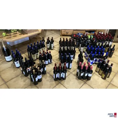 Konvolut Wein, Champagner und Spirituosen – kavel bij Justiz-Auktion, Hanau