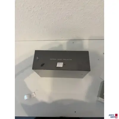 Multimedia LED-Projektors 3D DLP-Link Android Smart – kavel bij Justiz-Auktion, Leipzig