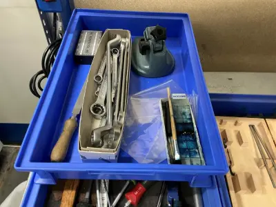 Various measuring and handtools – kavel bij Dome Auctions, Viernheim