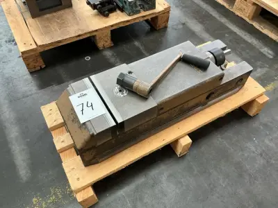 Gressel Machine vice – kavel bij Dome Auctions, Viernheim