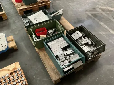 Various clamping equipment – kavel bij Dome Auctions, Viernheim