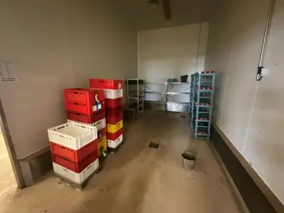 Classroom Materials – kavel bij Dome Auctions, Kingersheim