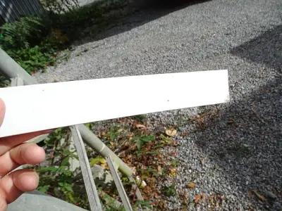 60 m 50mm witte pvc-platen – kavel bij Auctelia, Aye