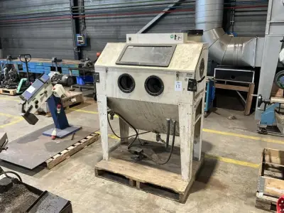 HMB SBC 420 straalcabine – kavel bij Dome Auctions, Rotterdam