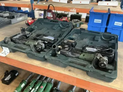 Accu haakse slijper (2x) – kavel bij Dome Auctions, Rotterdam