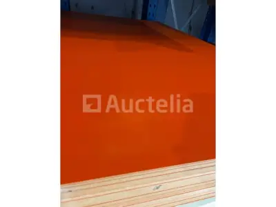 100 x oranje MDF-panelen 3mm 2530mmx2070mm – kavel bij Auctelia, Éghezée