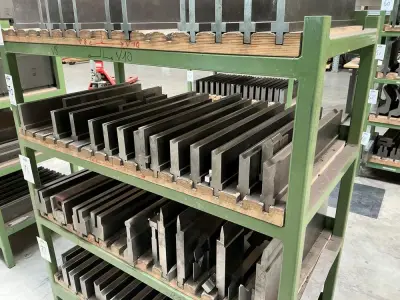 LVD Press brake dies – kavel bij Dome Auctions, Höhenkirchen-Siegertsbrunn