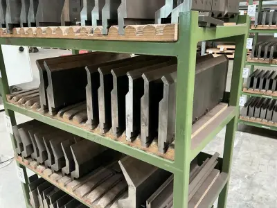 LVD Press brake punches – kavel bij Dome Auctions, Höhenkirchen-Siegertsbrunn