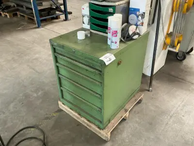 Workshop cabinet – kavel bij Dome Auctions, Höhenkirchen-Siegertsbrunn