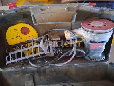 Excentrische schuurmachine met snoer – kavel bij Auctelia, Hasselt