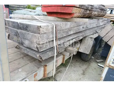 Rauwe eikenhouten planken – kavel bij Auctelia, Havelange