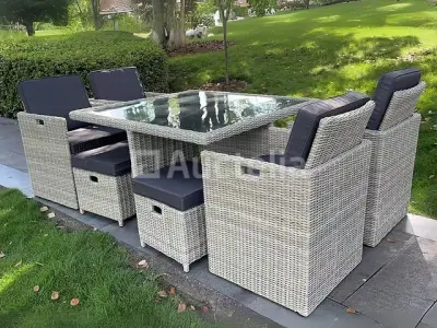 Diningset 9-delig Light grey wicker / zwarte kussens – kavel bij Auctelia, Tholen