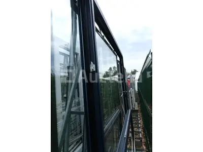 PVC-frame + Deur – kavel bij Auctelia, Paliseul