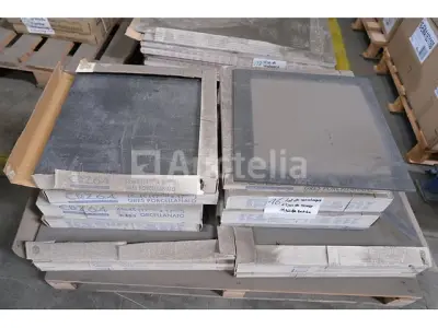 64 tegels 45x45 CRZ 64 – kavel bij Auctelia, Paliseul