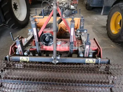 Yvmo DS130 PTO-gebaseerde mechanische weeder – kavel bij Auctelia, Ottignies-Louvain-la-Neuve