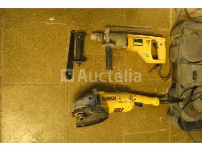 DeWalt Draagbare Elektrische Apparaten – kavel bij Auctelia, Rhode-Saint-Genèse
