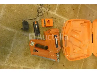 Paslode IM 350/90 CT Spijkermachine – kavel bij Auctelia, Rhode-Saint-Genèse