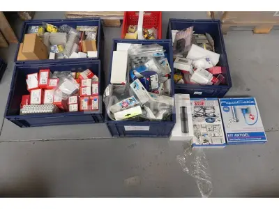 Elektrische apparatuur – kavel bij Auctelia, Braine-l'Alleud