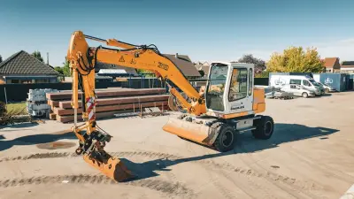 2001 Liebherr A310B Bandengraafmachine – kavel bij Dome Auctions, Dendermonde