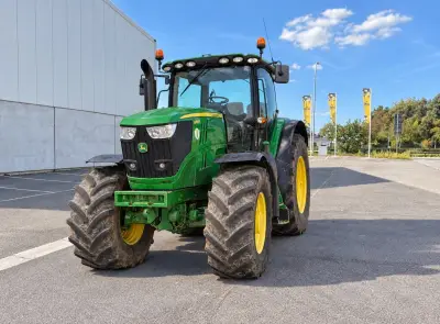 2016 John Deere 6215R Vierwielaangedreven tractor – kavel bij Dome Auctions, Depot Deinze
