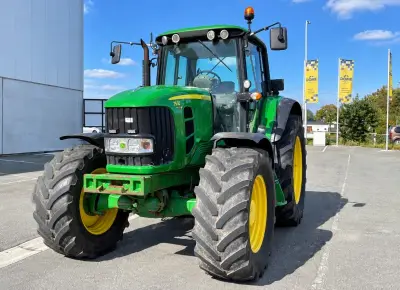 John Deere 7530 Vierwielaangedreven tractor – kavel bij Dome Auctions, Depot Deinze
