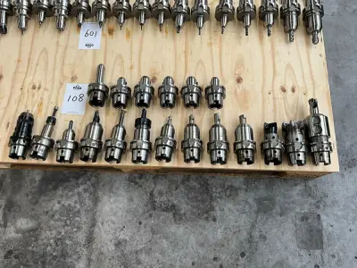 HSK 63 Toolholder (19x) – kavel bij Dome Auctions, Viernheim