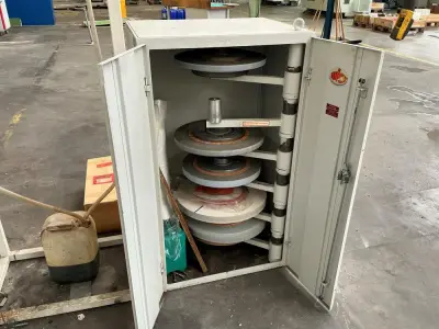 Grinding wheels – kavel bij Dome Auctions, Viernheim