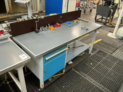 Workbench – kavel bij Dome Auctions, Viernheim