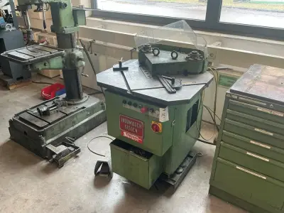 Indumasch Notching machine – kavel bij Dome Auctions, Höhenkirchen-Siegertsbrunn