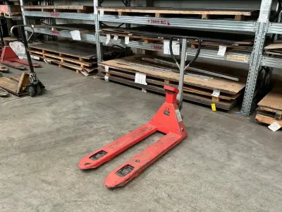 Hydraulic hand pallet truck – kavel bij Dome Auctions, Höhenkirchen-Siegertsbrunn