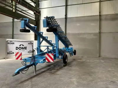 2013 Alica MN 6010 Getrokken Steenverzamelaar – kavel bij Dome Auctions, Depot Deinze