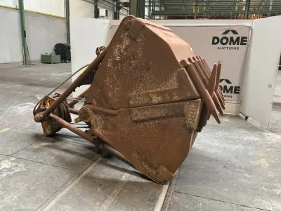 grijper – kavel bij Dome Auctions, Depot Deinze