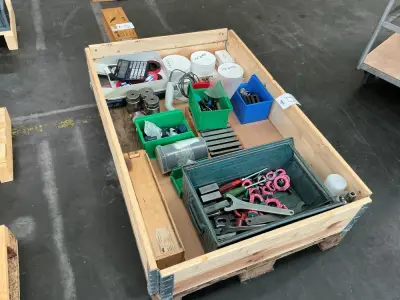 Various lathe tooling – kavel bij Dome Auctions, Viernheim