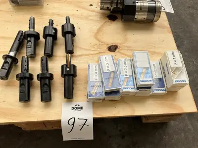 Lathe tooling – kavel bij Dome Auctions, Viernheim