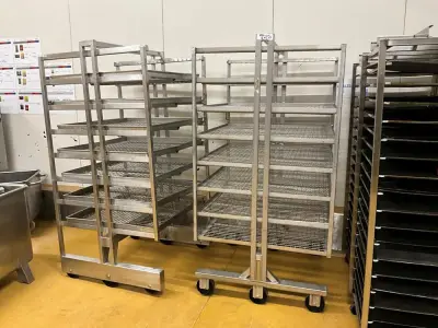 Set of 2 baking carts – kavel bij Dome Auctions, Kingersheim