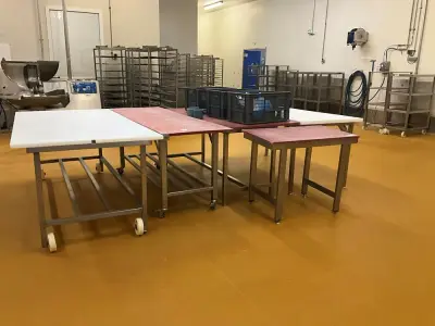 Set of 5 cutting boards – kavel bij Dome Auctions, Kingersheim