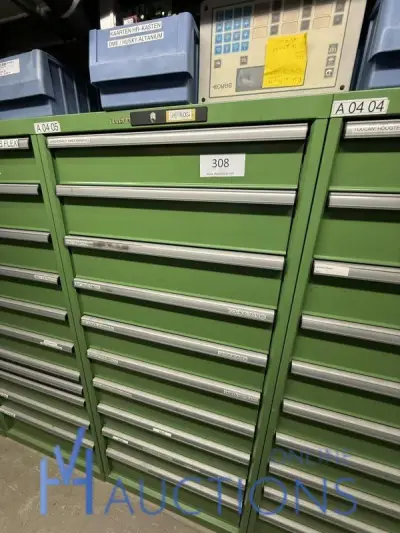 Partij batterij-, heftruck- en hijsinstallatieonderdelen – kavel bij VH Auctions, Belgium