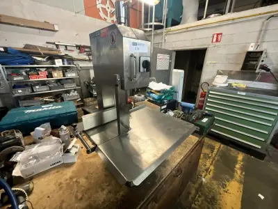 VEVOR YF-210A Bone Saw – kavel bij Dome Auctions, Kingersheim