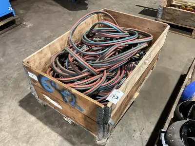 Autogeen slangen – kavel bij Dome Auctions, Rotterdam