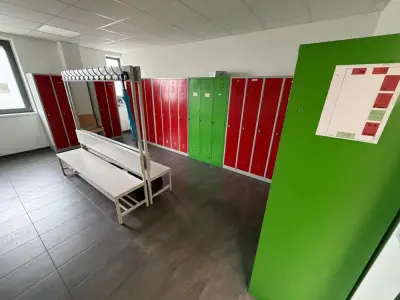 Changing room – kavel bij Dome Auctions, Höhenkirchen-Siegertsbrunn