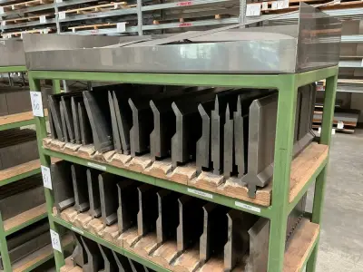LVD & UKB Press brake punches – kavel bij Dome Auctions, Höhenkirchen-Siegertsbrunn